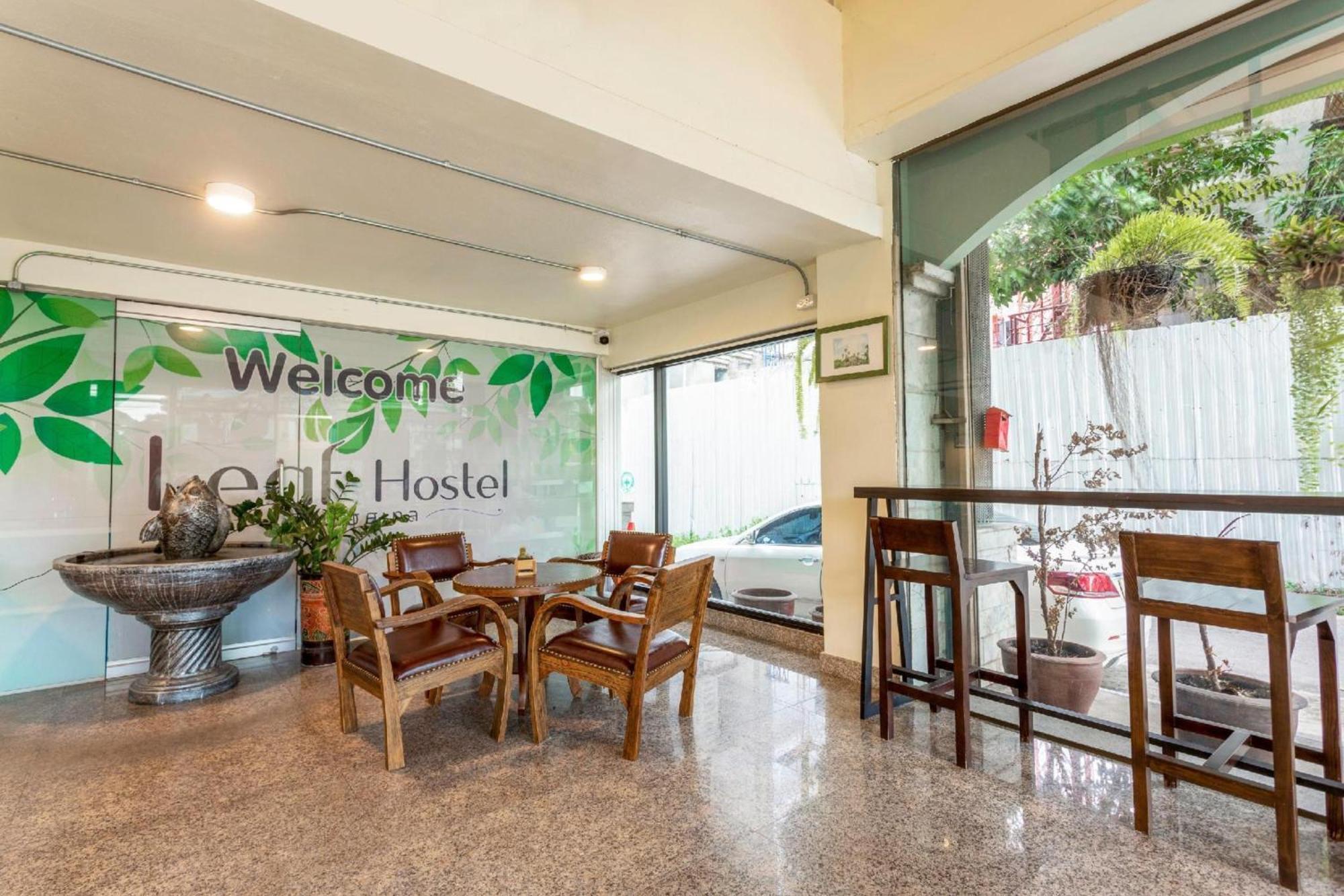 Oyo 928 Leaf Hostel Chiang Mai Bagian luar foto